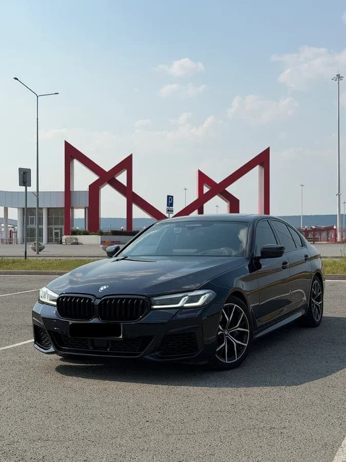 BMW 5 Series — фото 1
