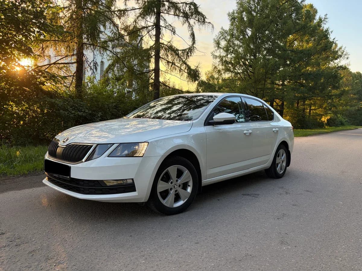 Skoda Octavia — фото 2