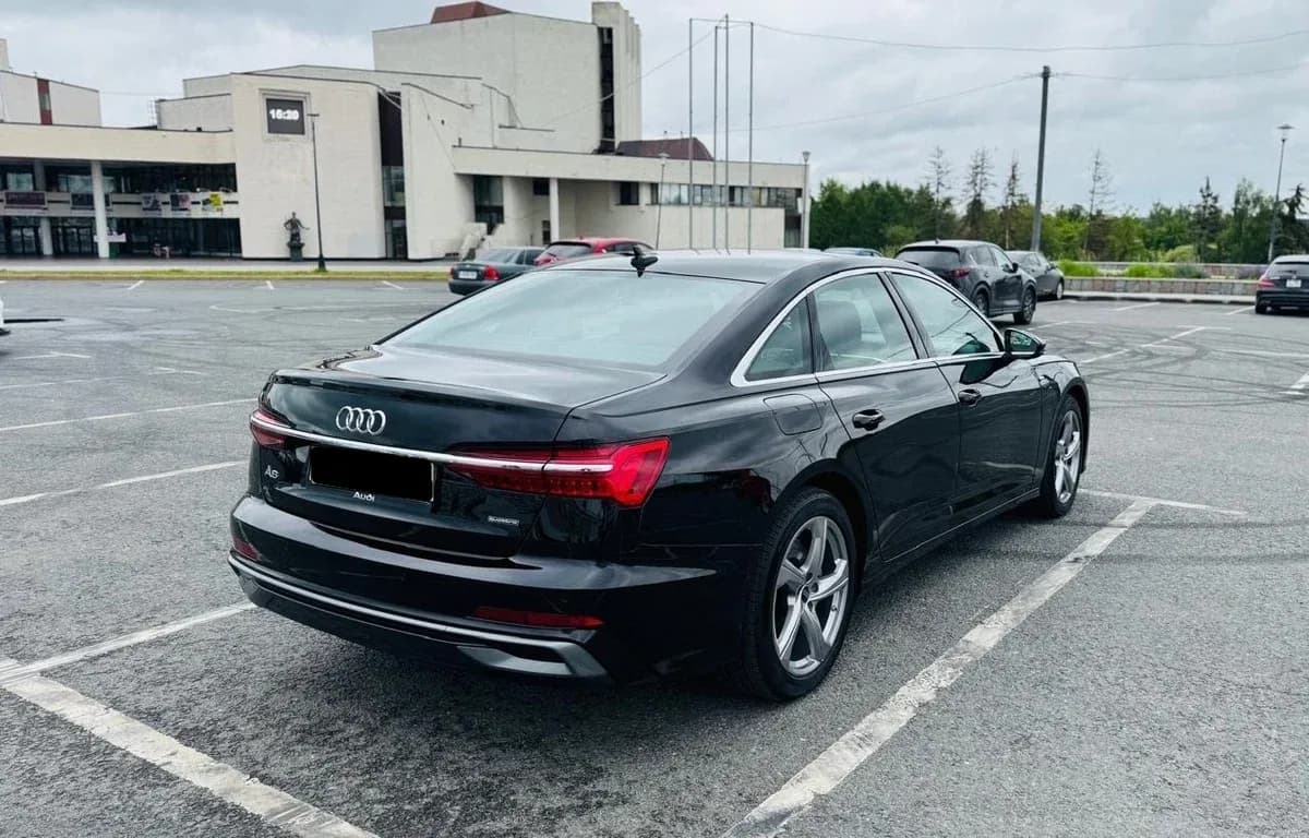 Audi A6 — фото 2