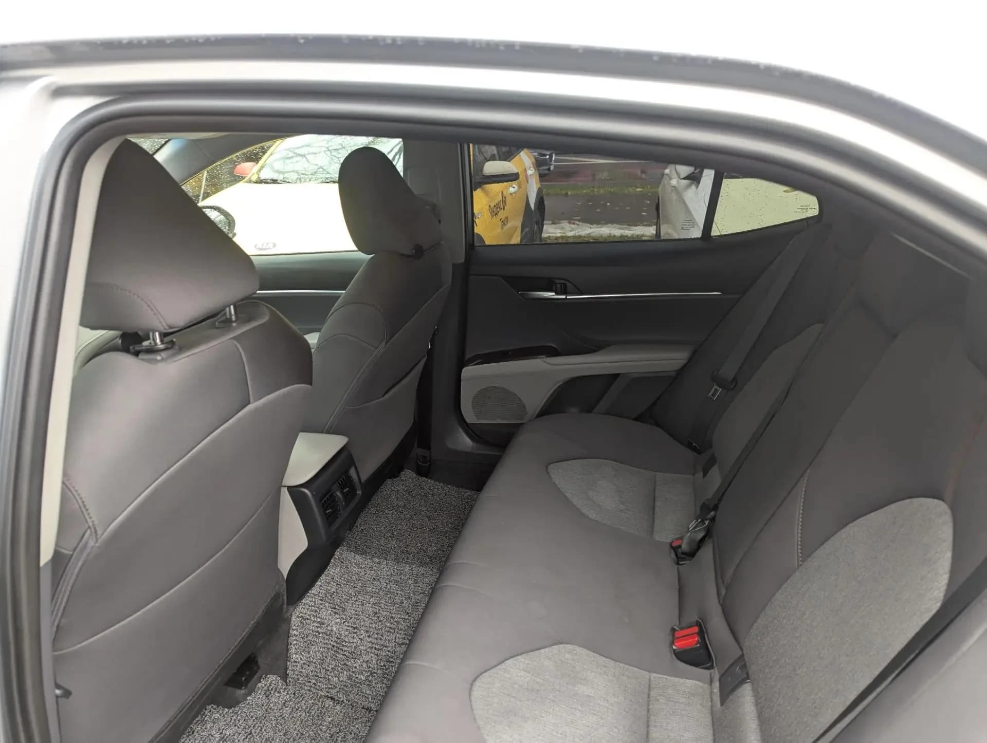 Toyota Camry XV70 — фото 8